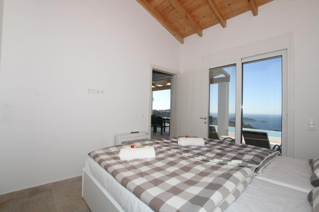 Sunset Sea View Villa 1 Агиос-Георгиос Экстерьер фото